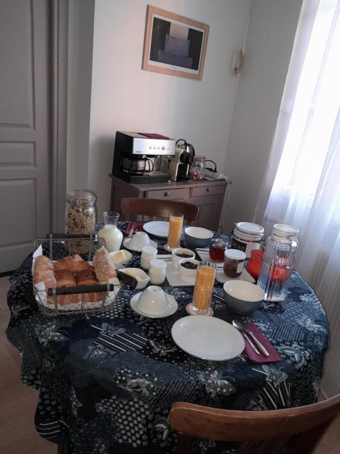 Bed and Breakfast La pause sous le pin à Capestang Extérieur photo